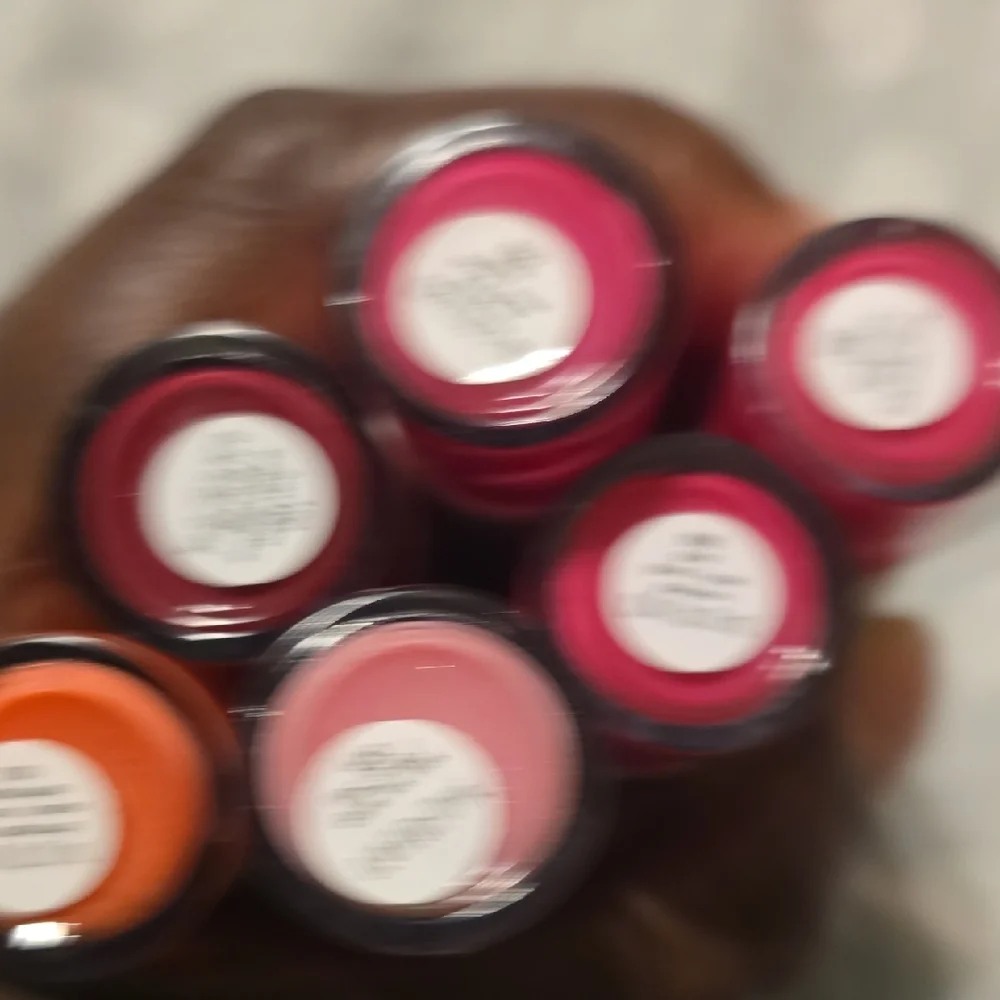 6 Almay Lip Gloss Collection - Bold Pink, Orange, Red - Picture 6 of 6